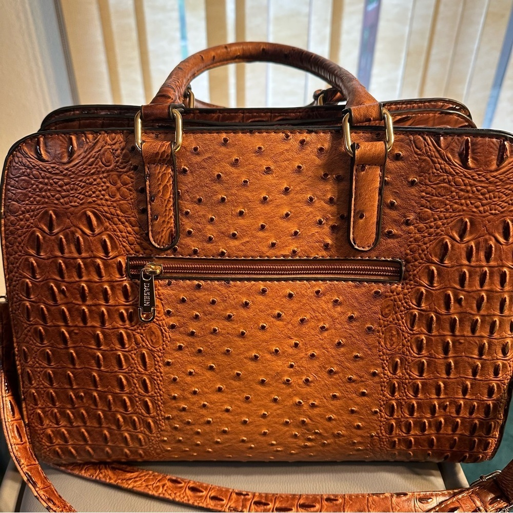 Elegant Brown Leather Women’s Dasein Handbag